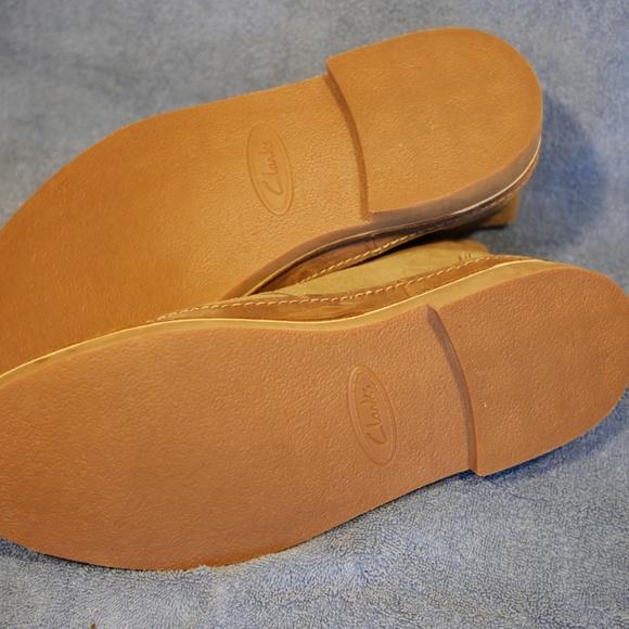Original authentic Clark’s Desert boots- size 12M main image 6